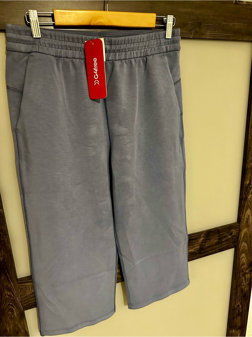 G4Free Women’s High Waist Straight Leg Crop Capris Denim Blue size M